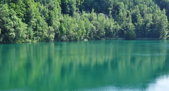 Turquoise Lake Wolin Island